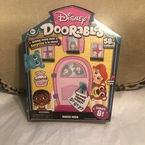NIB Disney Doorables Series 8 Blind Mini figures